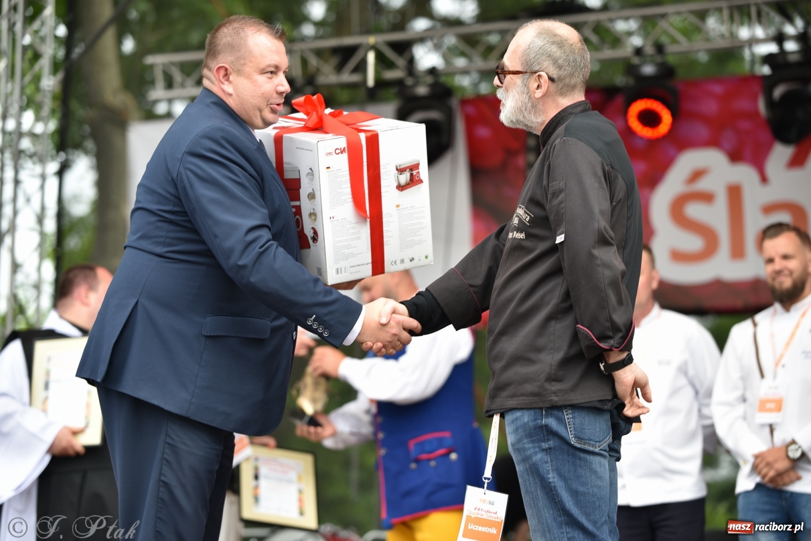 Zdjęcie w galerii na portalu naszraciborz.pl: Mistrzowie kuchni z raciborskiego zamku wiadomości z regionu