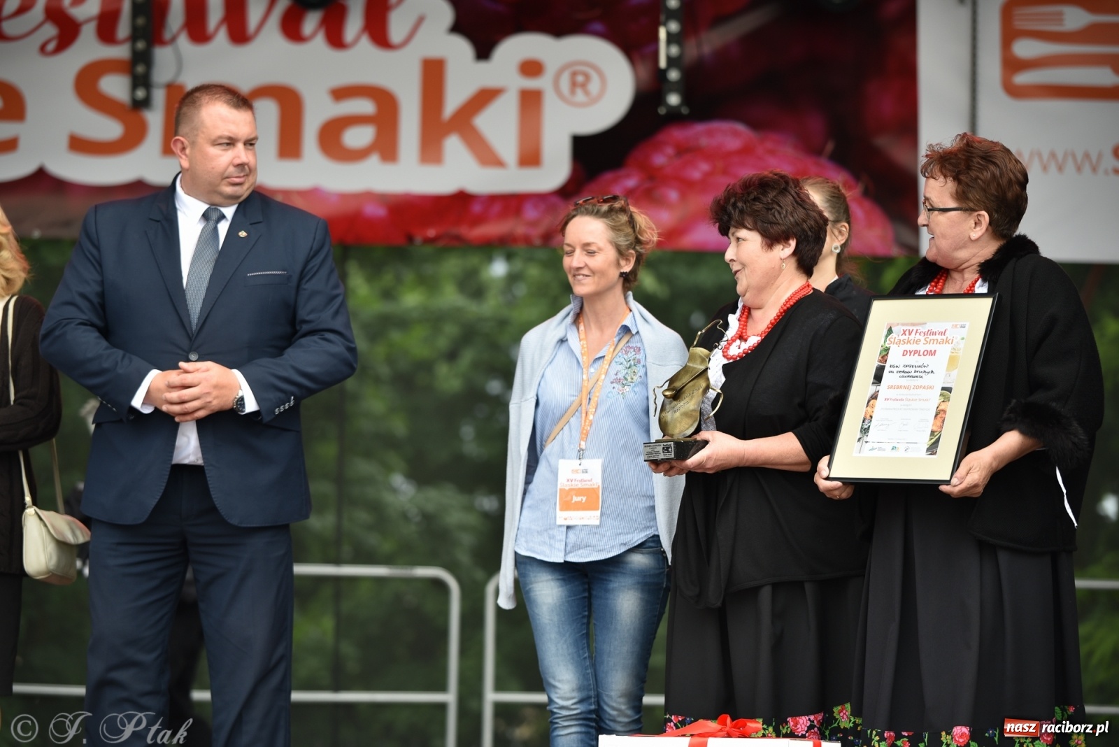 Zdjęcie w galerii na portalu naszraciborz.pl: Mistrzowie kuchni z raciborskiego zamku wiadomości z regionu