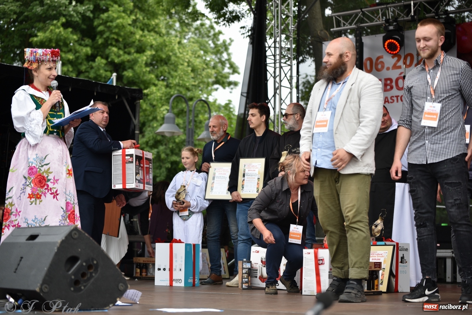 Zdjęcie w galerii na portalu naszraciborz.pl: Mistrzowie kuchni z raciborskiego zamku wiadomości z regionu