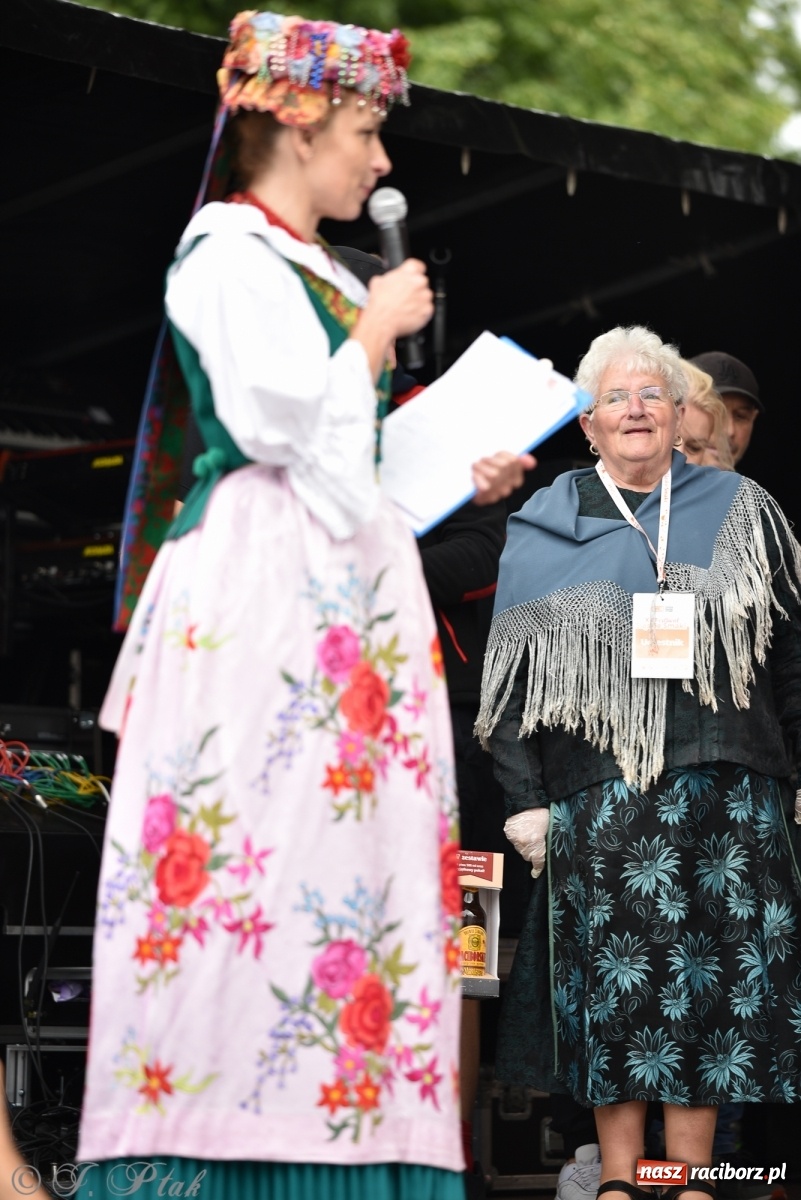 Zdjęcie w galerii na portalu naszraciborz.pl: Mistrzowie kuchni z raciborskiego zamku wiadomości z regionu