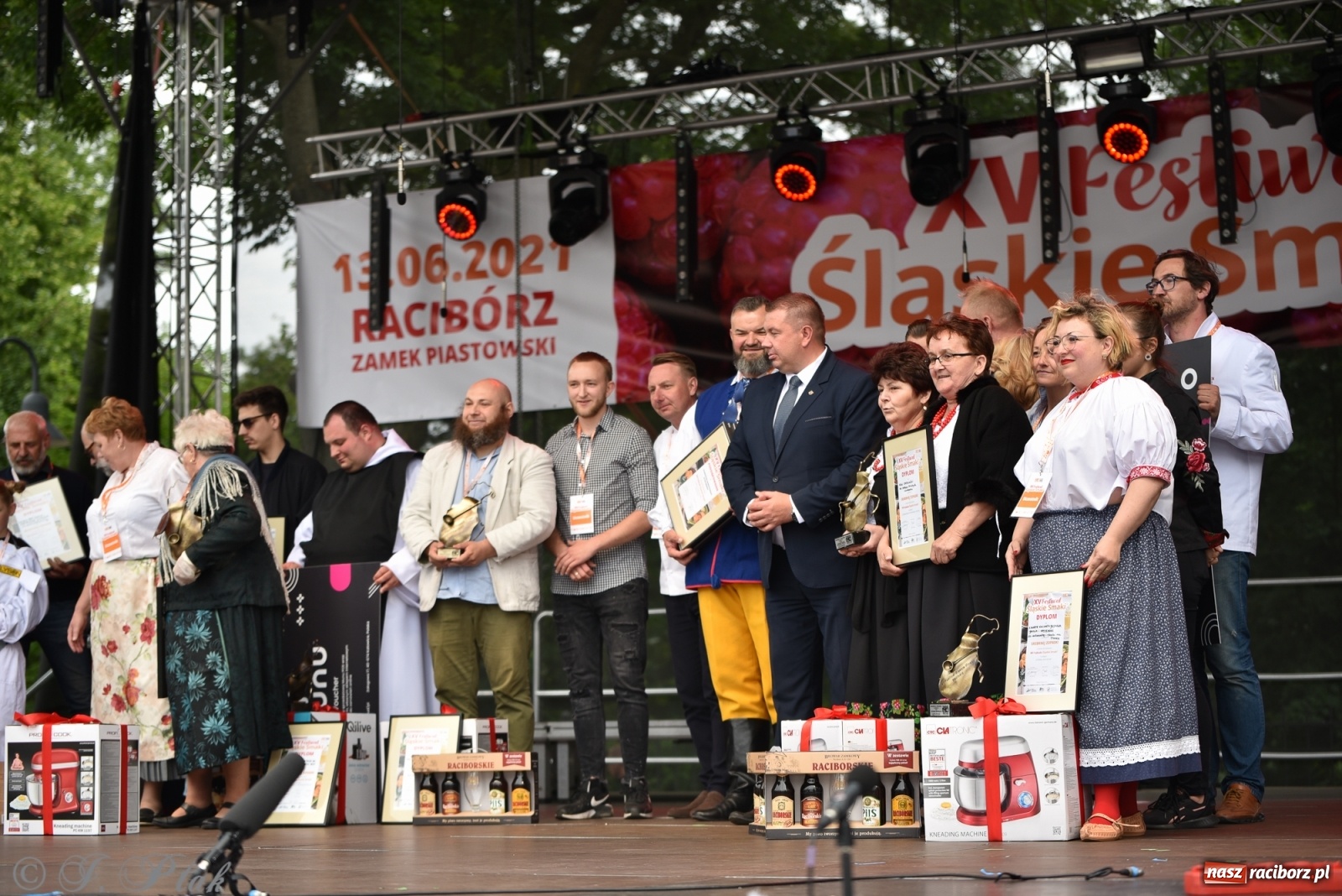 Zdjęcie w galerii na portalu naszraciborz.pl: Mistrzowie kuchni z raciborskiego zamku wiadomości z regionu