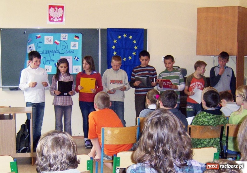 Zdjęcie w galerii na portalu naszraciborz.pl: Europejski Dzień Języków w Zawadzie wiadomości z regionu