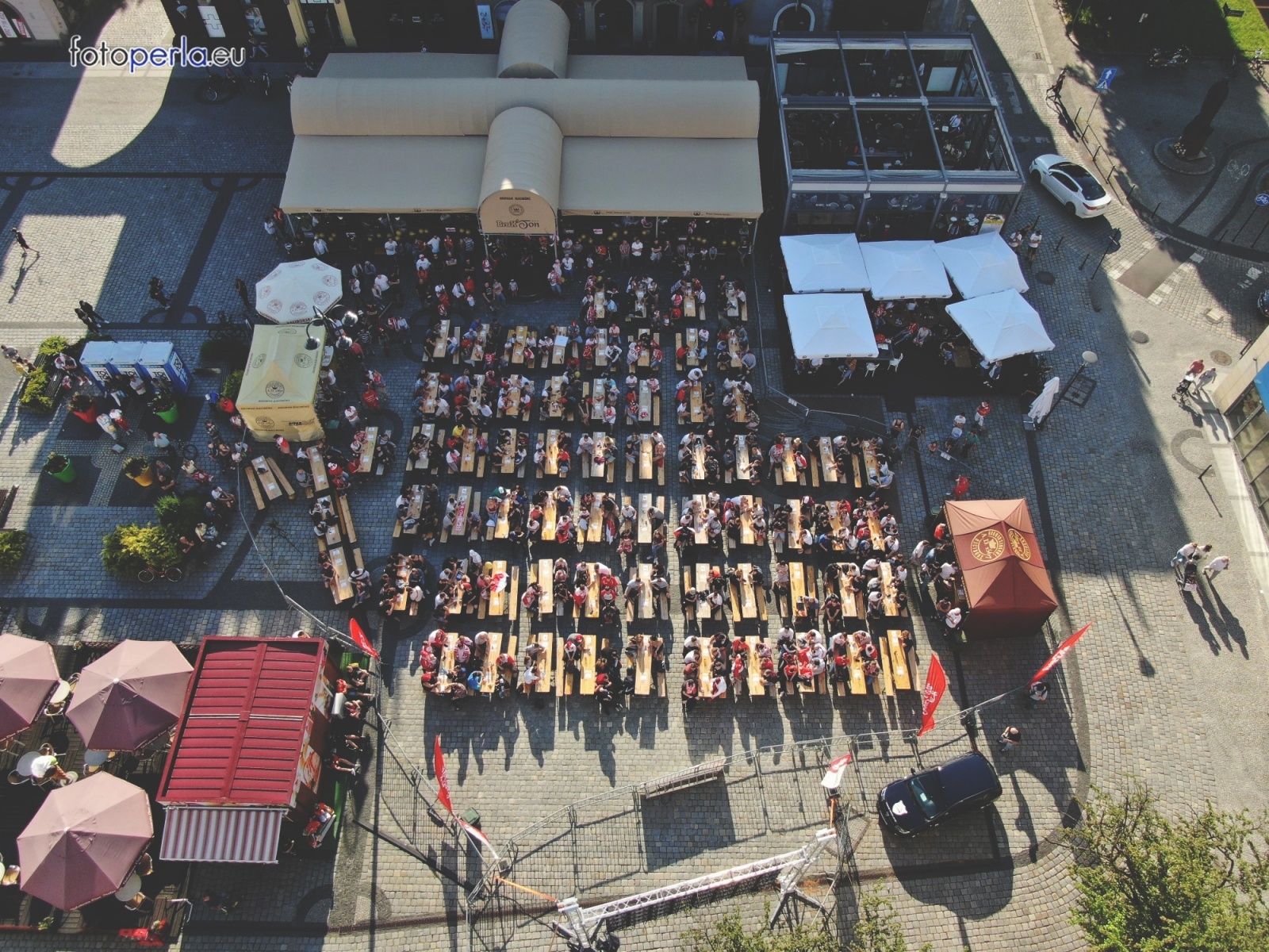 Zdjęcie w galerii na portalu naszraciborz.pl: Raciborskie strefy kibica wzorowe. O wynik nie pytajcie! [FOTO Z DRONA] wiadomości z regionu