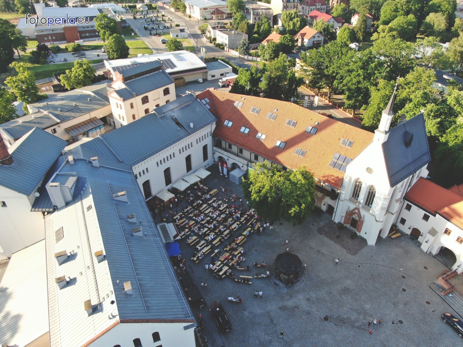 Zdjęcie w galerii na portalu naszraciborz.pl: Raciborskie strefy kibica wzorowe. O wynik nie pytajcie! [FOTO Z DRONA] wiadomości z regionu