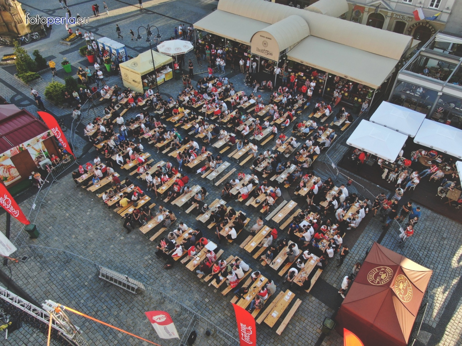 Zdjęcie w galerii na portalu naszraciborz.pl: Raciborskie strefy kibica wzorowe. O wynik nie pytajcie! [FOTO Z DRONA] wiadomości z regionu