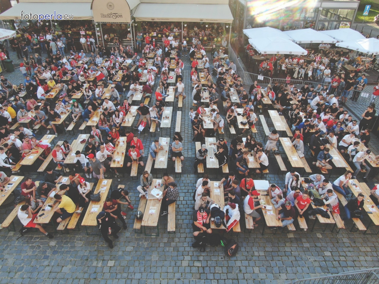 Zdjęcie w galerii na portalu naszraciborz.pl: Raciborskie strefy kibica wzorowe. O wynik nie pytajcie! [FOTO Z DRONA] wiadomości z regionu