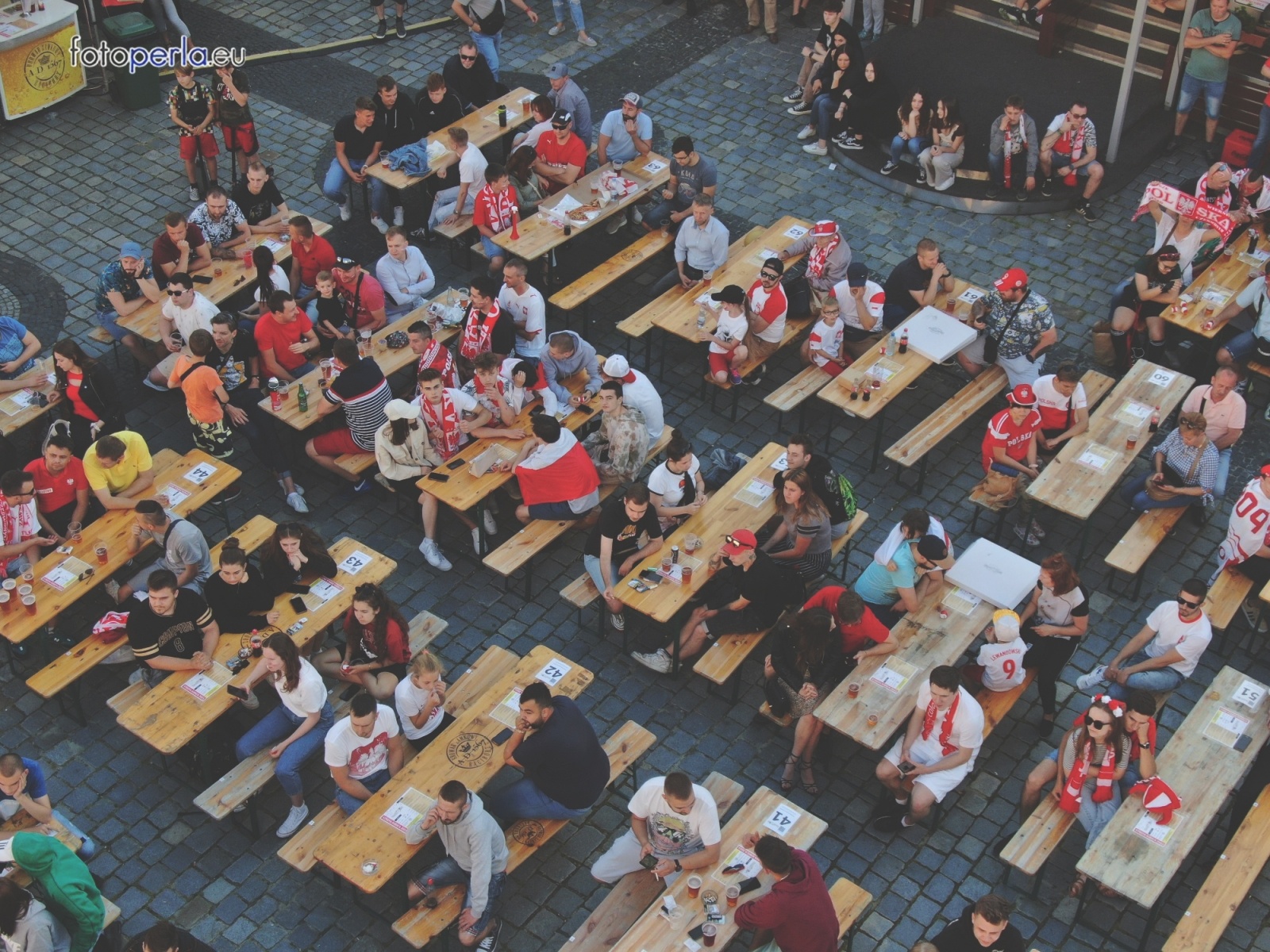 Zdjęcie w galerii na portalu naszraciborz.pl: Raciborskie strefy kibica wzorowe. O wynik nie pytajcie! [FOTO Z DRONA] wiadomości z regionu