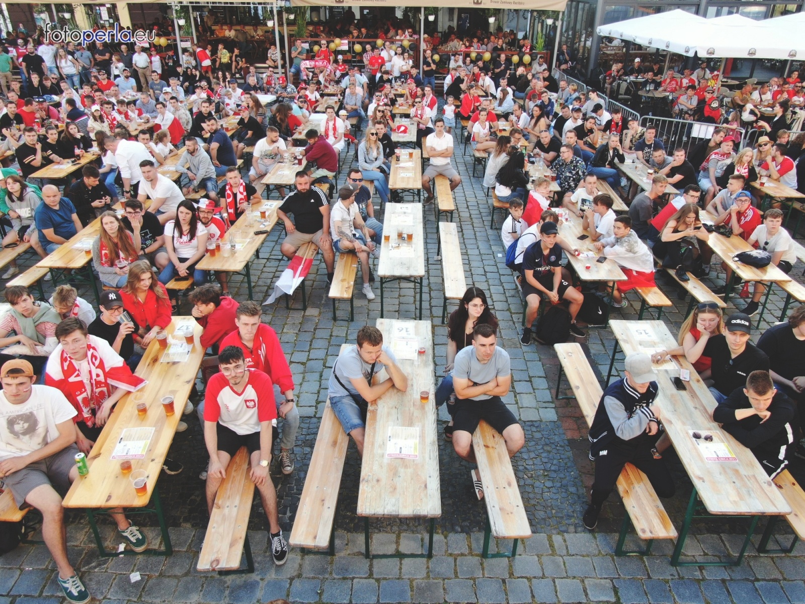 Zdjęcie w galerii na portalu naszraciborz.pl: Raciborskie strefy kibica wzorowe. O wynik nie pytajcie! [FOTO Z DRONA] wiadomości z regionu