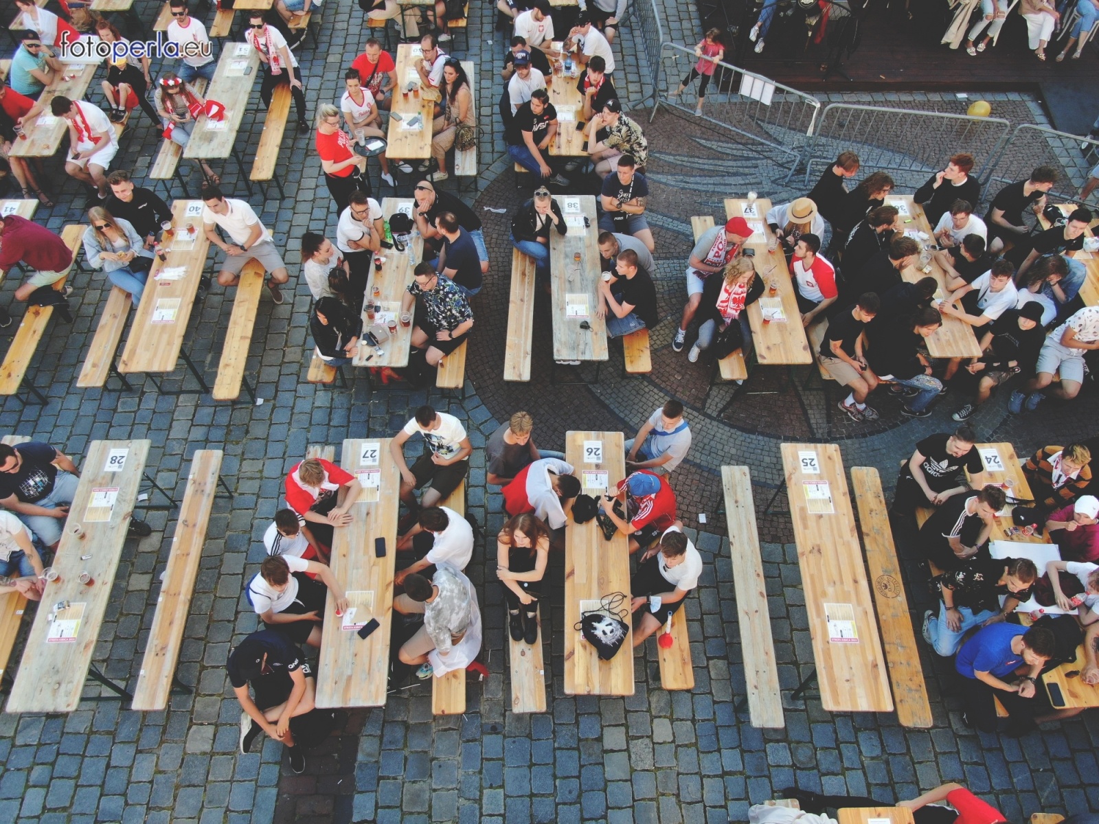 Zdjęcie w galerii na portalu naszraciborz.pl: Raciborskie strefy kibica wzorowe. O wynik nie pytajcie! [FOTO Z DRONA] wiadomości z regionu