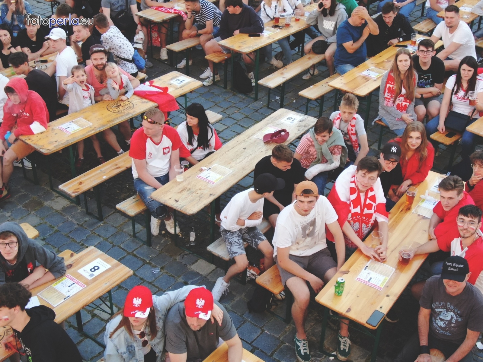 Zdjęcie w galerii na portalu naszraciborz.pl: Raciborskie strefy kibica wzorowe. O wynik nie pytajcie! [FOTO Z DRONA] wiadomości z regionu