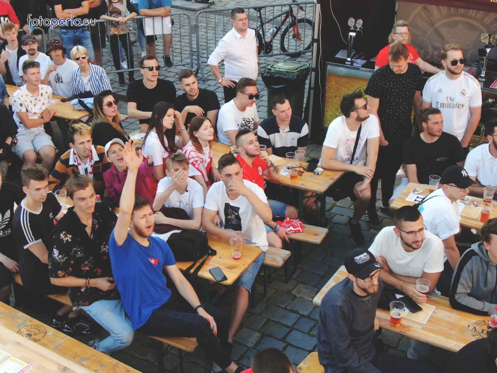 Zdjęcie w galerii na portalu naszraciborz.pl: Raciborskie strefy kibica wzorowe. O wynik nie pytajcie! [FOTO Z DRONA] wiadomości z regionu