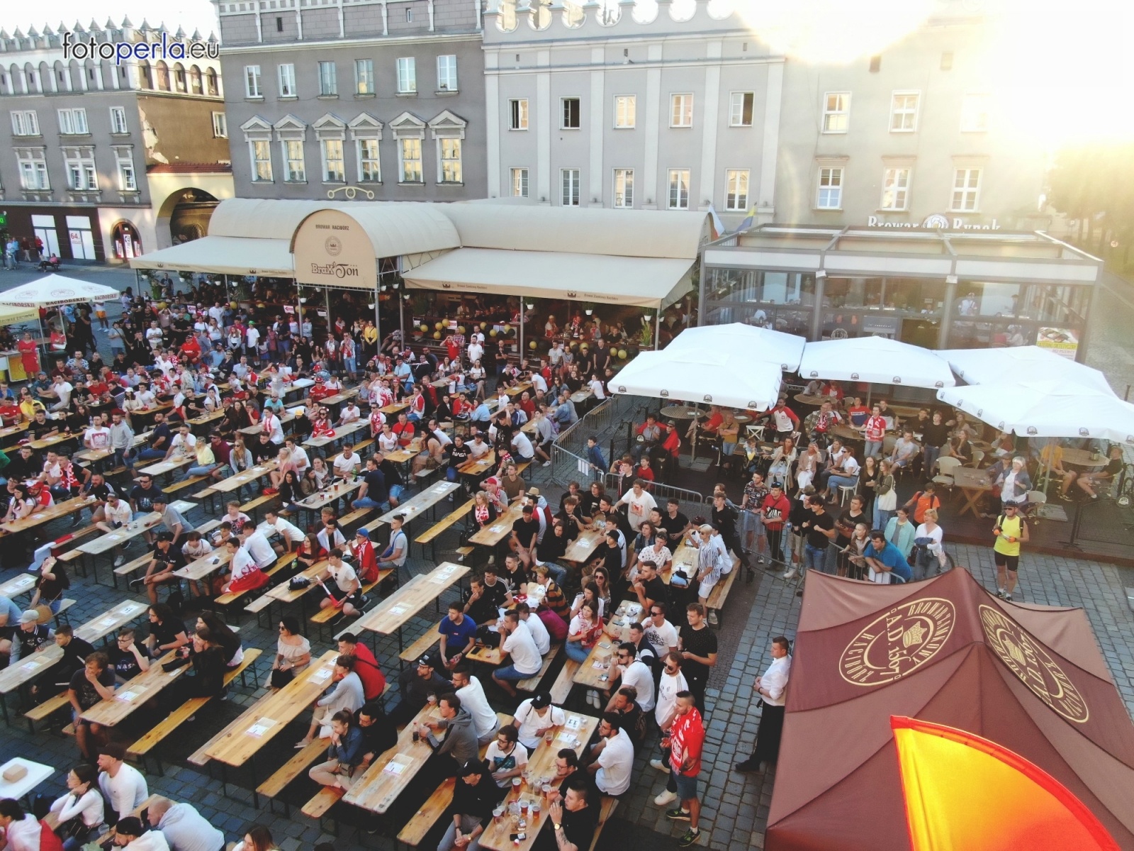 Zdjęcie w galerii na portalu naszraciborz.pl: Raciborskie strefy kibica wzorowe. O wynik nie pytajcie! [FOTO Z DRONA] wiadomości z regionu