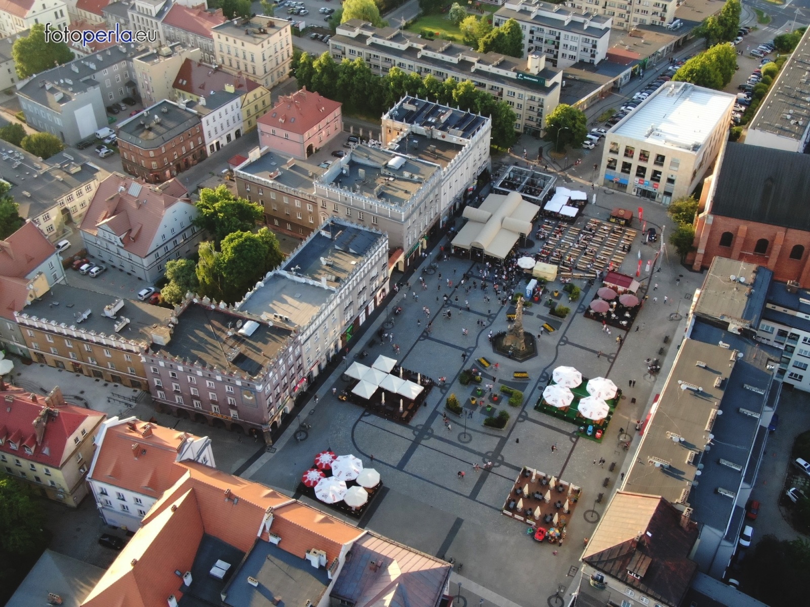 Zdjęcie w galerii na portalu naszraciborz.pl: Raciborskie strefy kibica wzorowe. O wynik nie pytajcie! [FOTO Z DRONA] wiadomości z regionu