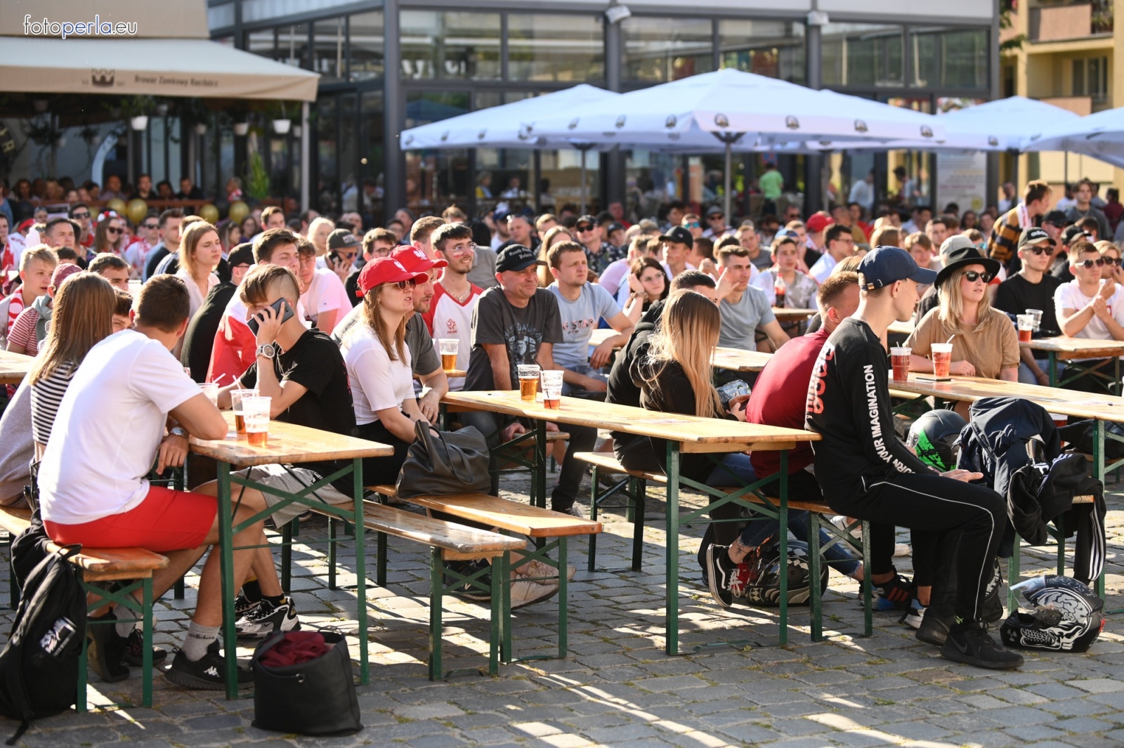 Zdjęcie w galerii na portalu naszraciborz.pl: Raciborskie strefy kibica wzorowe. O wynik nie pytajcie! [FOTO Z DRONA] wiadomości z regionu