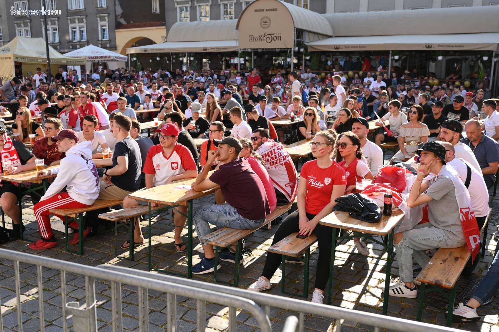 Zdjęcie w galerii na portalu naszraciborz.pl: Raciborskie strefy kibica wzorowe. O wynik nie pytajcie! [FOTO Z DRONA] wiadomości z regionu