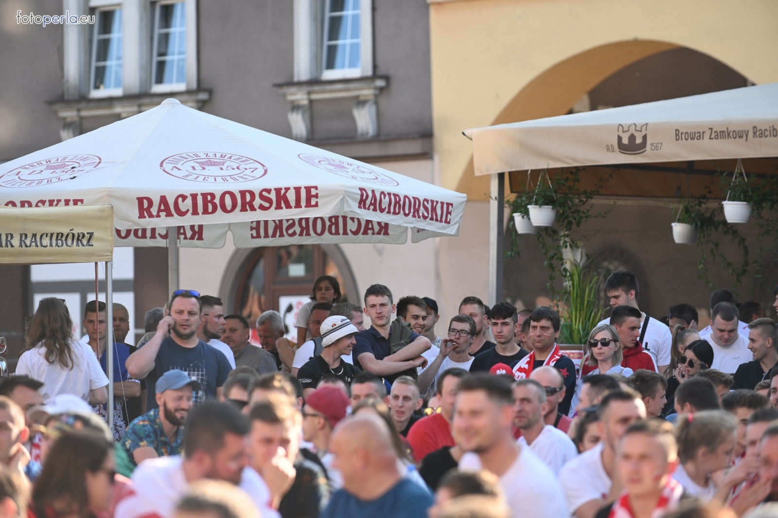 Zdjęcie w galerii na portalu naszraciborz.pl: Raciborskie strefy kibica wzorowe. O wynik nie pytajcie! [FOTO Z DRONA] wiadomości z regionu