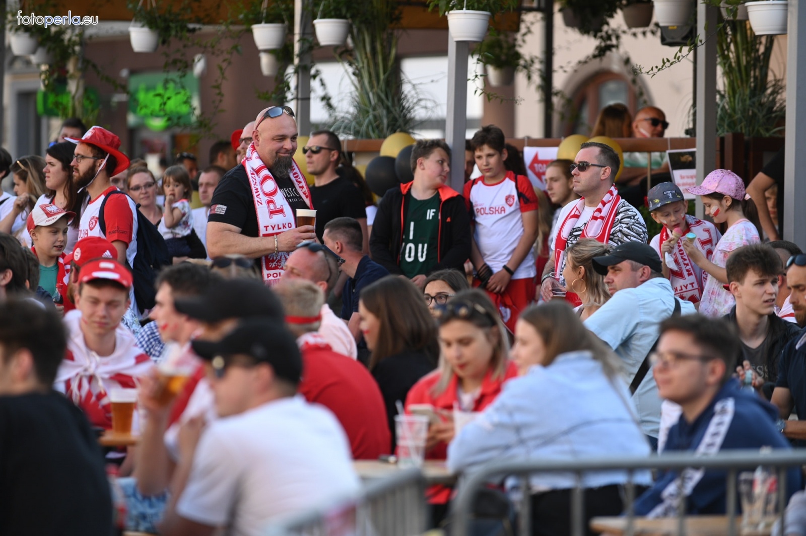 Zdjęcie w galerii na portalu naszraciborz.pl: Raciborskie strefy kibica wzorowe. O wynik nie pytajcie! [FOTO Z DRONA] wiadomości z regionu
