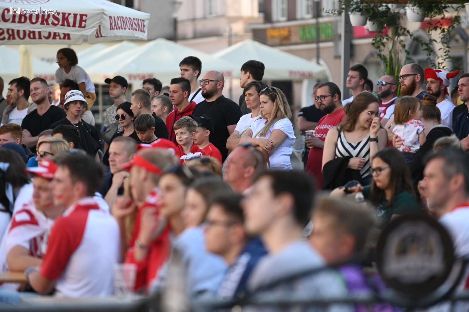 Zdjęcie w galerii na portalu naszraciborz.pl: Raciborskie strefy kibica wzorowe. O wynik nie pytajcie! [FOTO Z DRONA] wiadomości z regionu