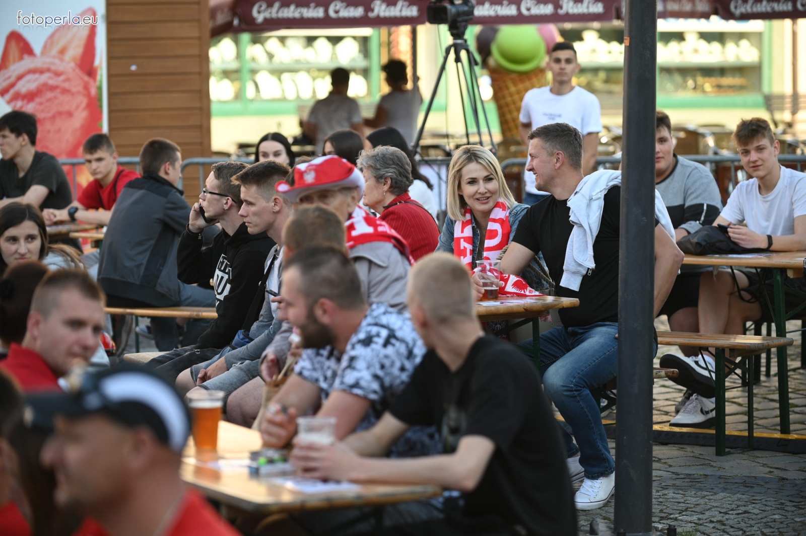 Zdjęcie w galerii na portalu naszraciborz.pl: Raciborskie strefy kibica wzorowe. O wynik nie pytajcie! [FOTO Z DRONA] wiadomości z regionu