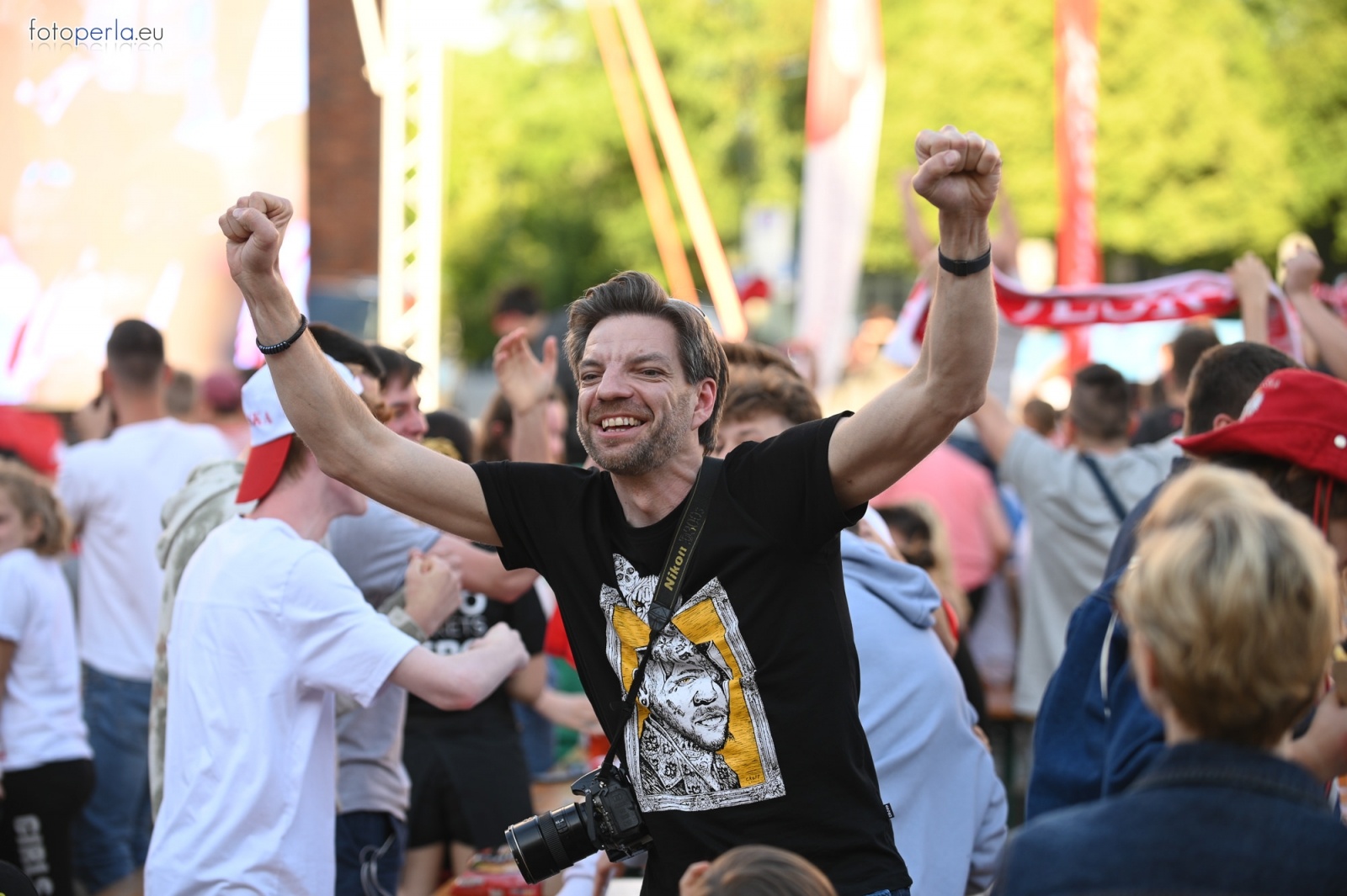 Zdjęcie w galerii na portalu naszraciborz.pl: Raciborskie strefy kibica wzorowe. O wynik nie pytajcie! [FOTO Z DRONA] wiadomości z regionu