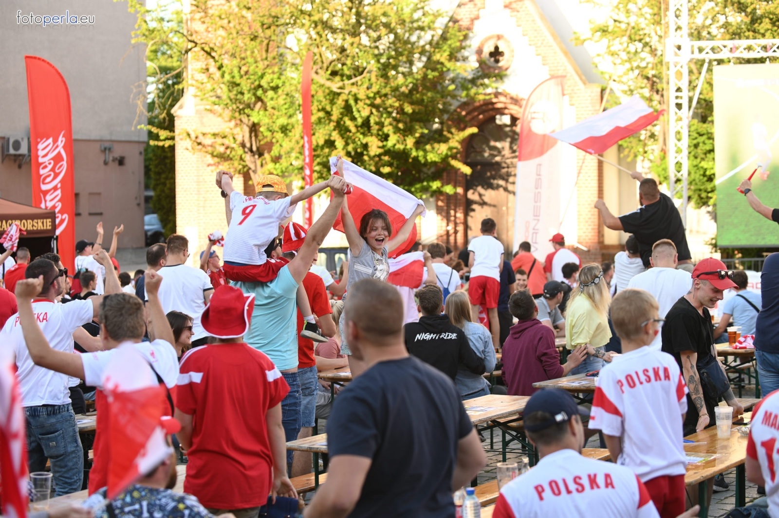 Zdjęcie w galerii na portalu naszraciborz.pl: Raciborskie strefy kibica wzorowe. O wynik nie pytajcie! [FOTO Z DRONA] wiadomości z regionu