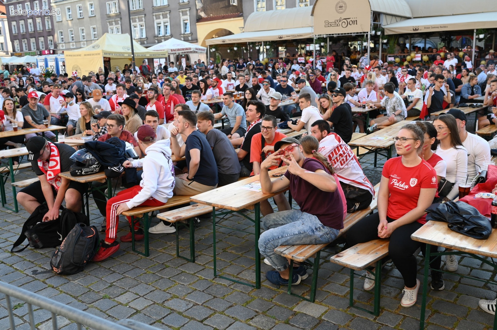 Zdjęcie w galerii na portalu naszraciborz.pl: Raciborskie strefy kibica wzorowe. O wynik nie pytajcie! [FOTO Z DRONA] wiadomości z regionu