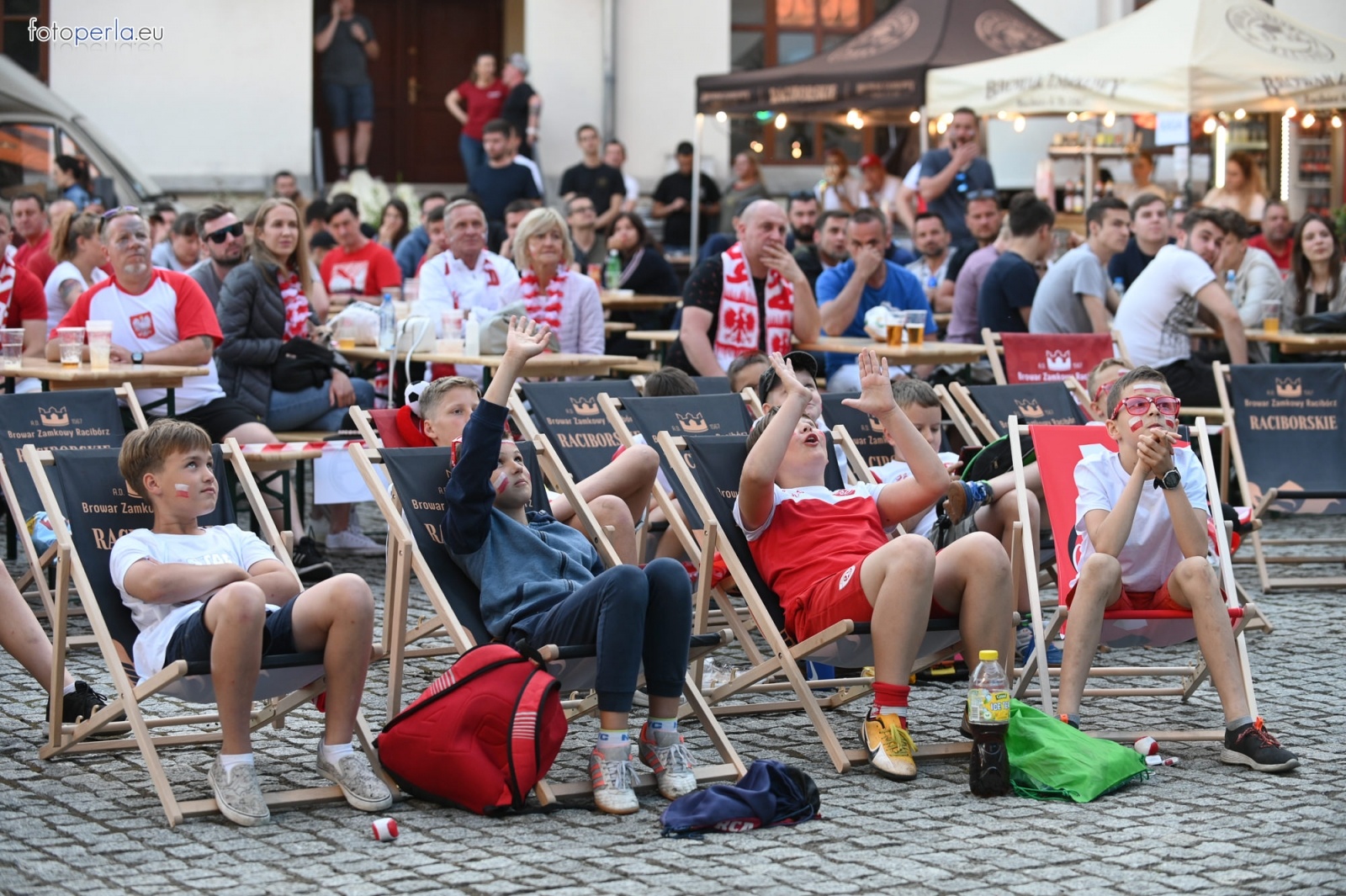 Zdjęcie w galerii na portalu naszraciborz.pl: Raciborskie strefy kibica wzorowe. O wynik nie pytajcie! [FOTO Z DRONA] wiadomości z regionu