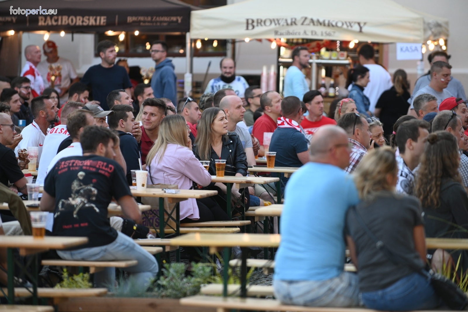 Zdjęcie w galerii na portalu naszraciborz.pl: Raciborskie strefy kibica wzorowe. O wynik nie pytajcie! [FOTO Z DRONA] wiadomości z regionu