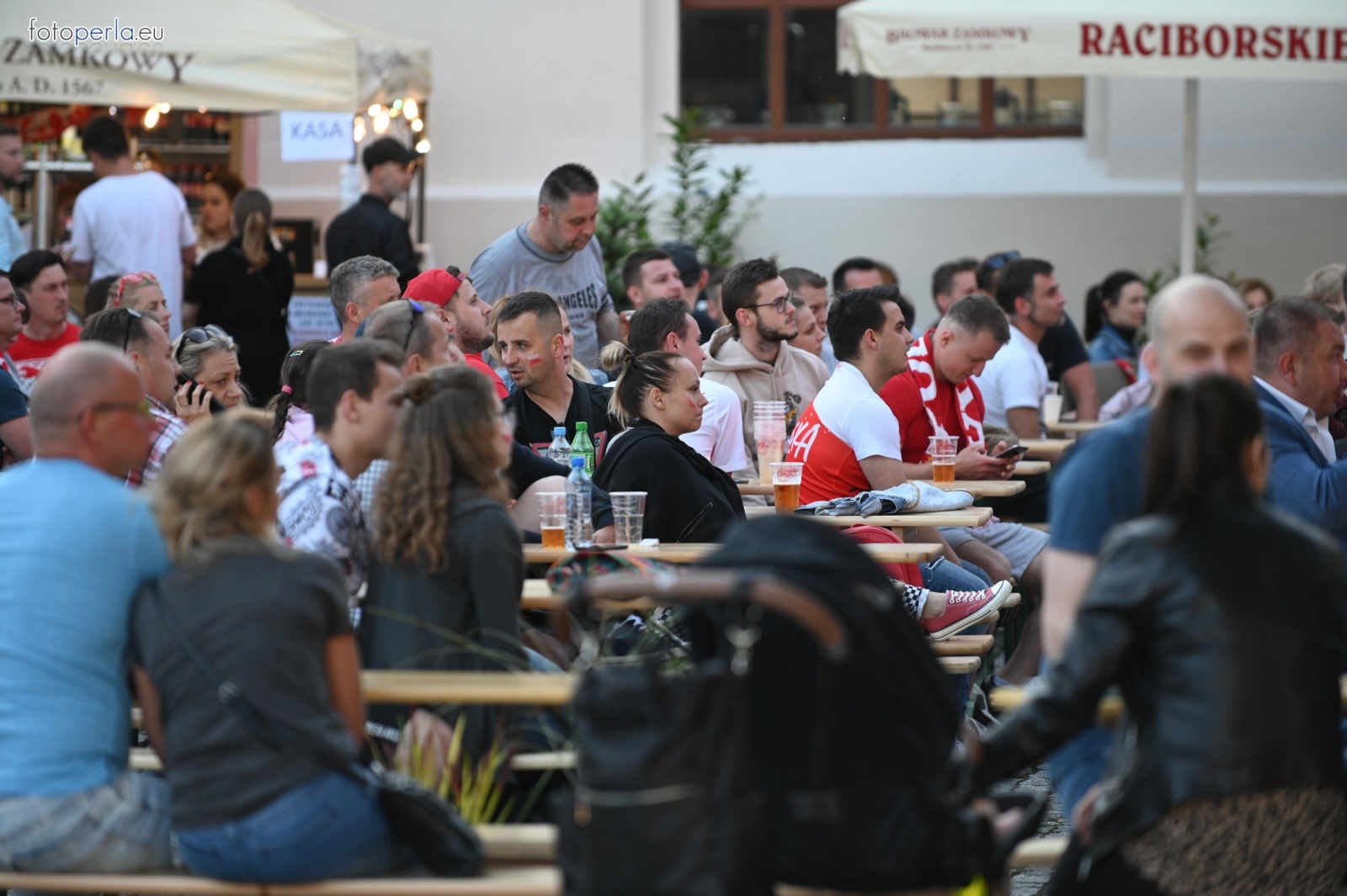 Zdjęcie w galerii na portalu naszraciborz.pl: Raciborskie strefy kibica wzorowe. O wynik nie pytajcie! [FOTO Z DRONA] wiadomości z regionu