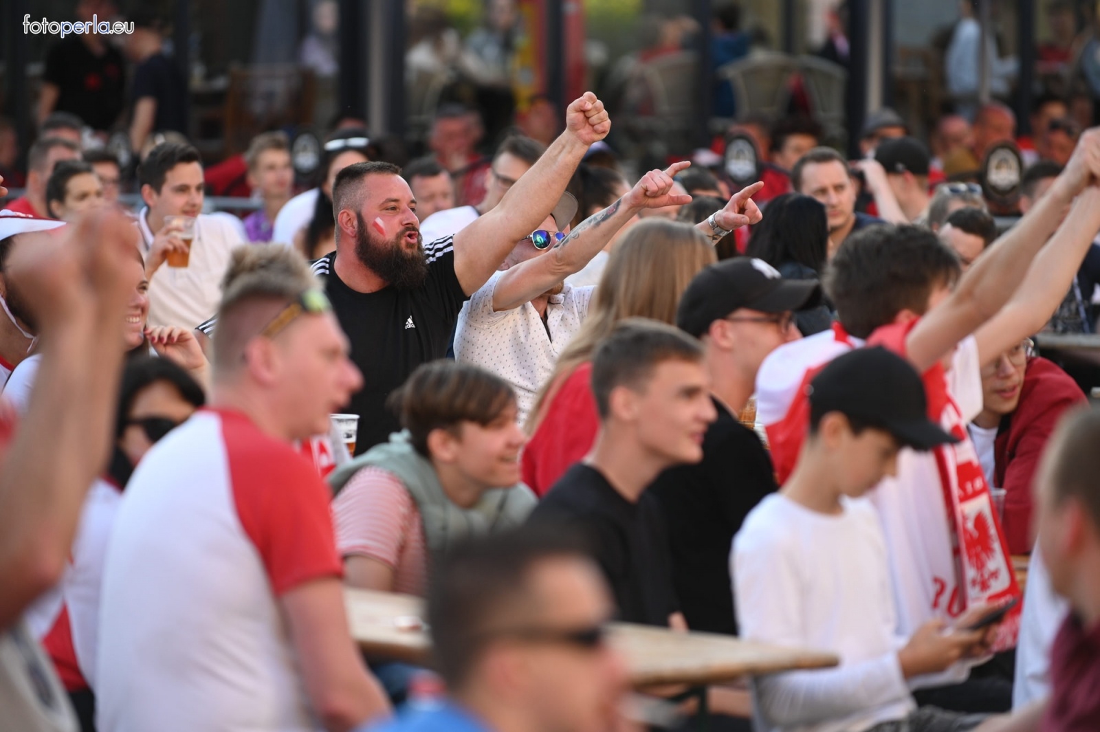 Zdjęcie w galerii na portalu naszraciborz.pl: Raciborskie strefy kibica wzorowe. O wynik nie pytajcie! [FOTO Z DRONA] wiadomości z regionu