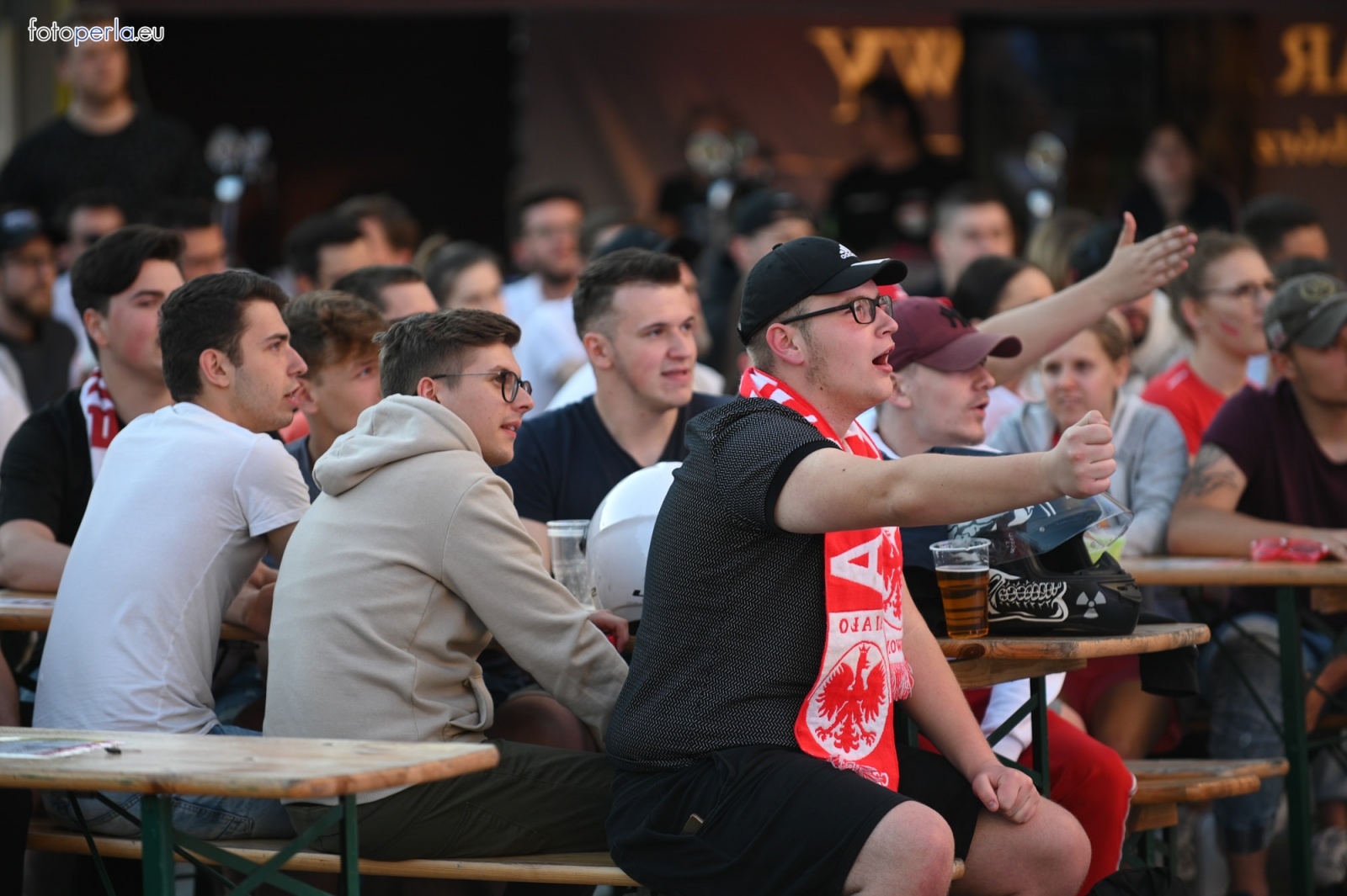 Zdjęcie w galerii na portalu naszraciborz.pl: Raciborskie strefy kibica wzorowe. O wynik nie pytajcie! [FOTO Z DRONA] wiadomości z regionu