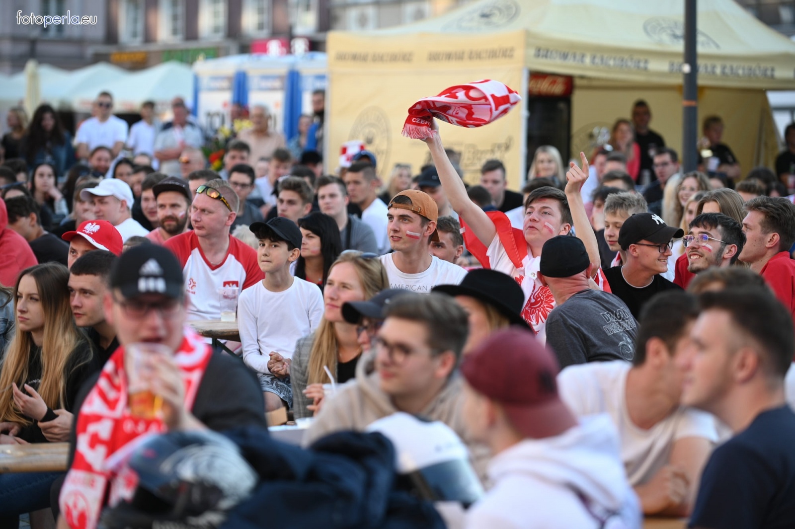 Zdjęcie w galerii na portalu naszraciborz.pl: Raciborskie strefy kibica wzorowe. O wynik nie pytajcie! [FOTO Z DRONA] wiadomości z regionu