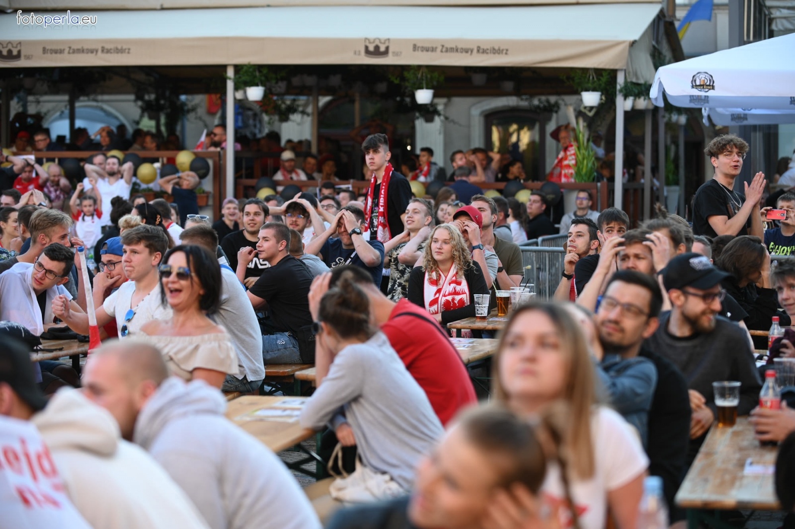 Zdjęcie w galerii na portalu naszraciborz.pl: Raciborskie strefy kibica wzorowe. O wynik nie pytajcie! [FOTO Z DRONA] wiadomości z regionu