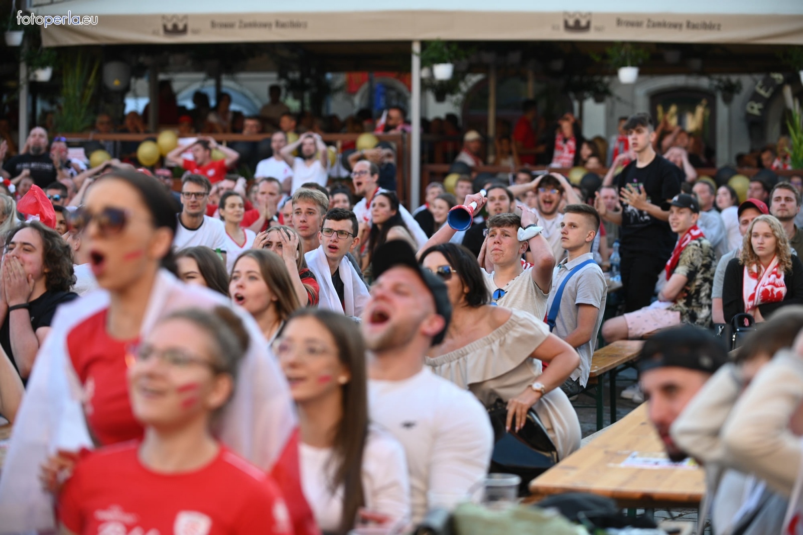 Zdjęcie w galerii na portalu naszraciborz.pl: Raciborskie strefy kibica wzorowe. O wynik nie pytajcie! [FOTO Z DRONA] wiadomości z regionu