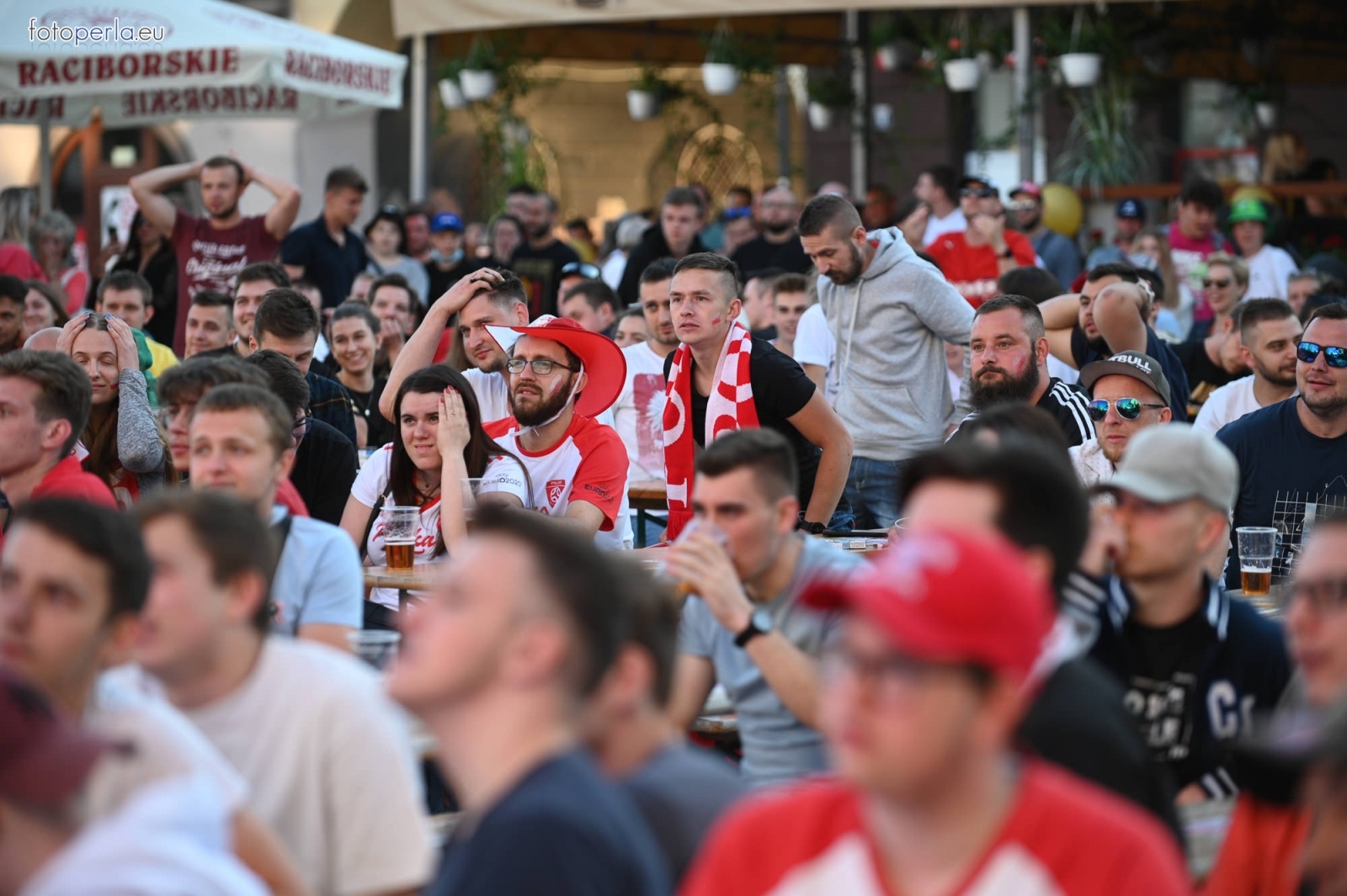 Zdjęcie w galerii na portalu naszraciborz.pl: Raciborskie strefy kibica wzorowe. O wynik nie pytajcie! [FOTO Z DRONA] wiadomości z regionu