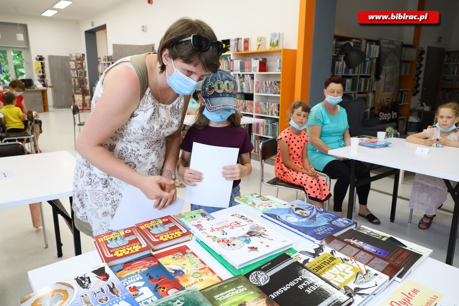 Zdjęcie w galerii na portalu naszraciborz.pl: „Rodzinny konkurs wiedzy o Ani z Zielonego Wzgórza” wiadomości z regionu