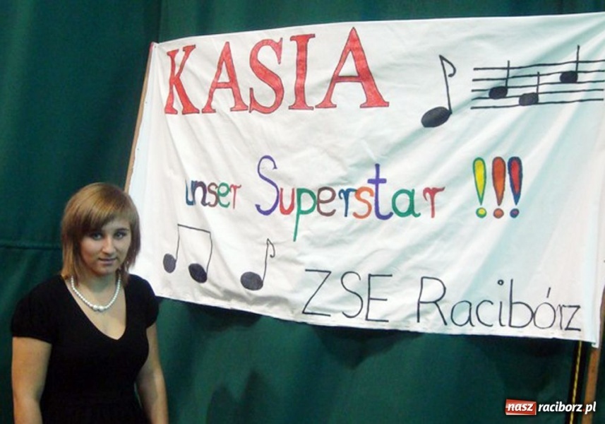 Zdjęcie w galerii na portalu naszraciborz.pl: Kasia Domańska z główną nagrodą wiadomości z regionu