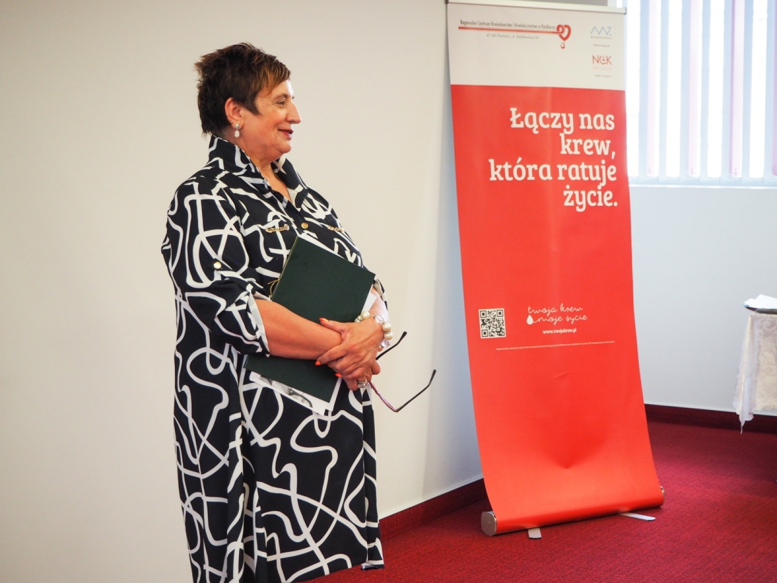 Zdjęcie w galerii na portalu naszraciborz.pl: Światowy Dzień Krwiodawcy. Honorowi dawcy odebrali odznaczenia wiadomości z regionu