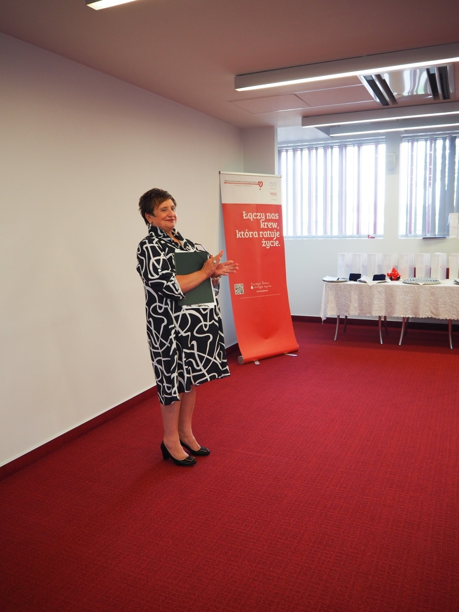 Zdjęcie w galerii na portalu naszraciborz.pl: Światowy Dzień Krwiodawcy. Honorowi dawcy odebrali odznaczenia wiadomości z regionu