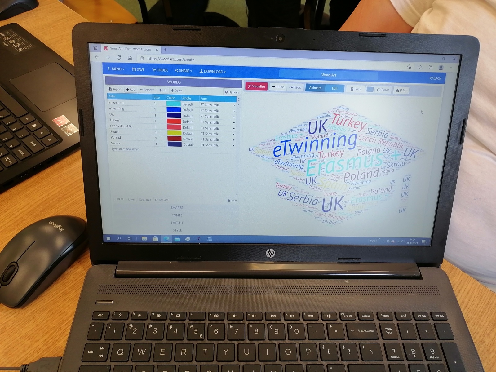 Zdjęcie w galerii na portalu naszraciborz.pl: Tydzień z eTwinningiem w ZSP w Brzeźnicy wiadomości z regionu