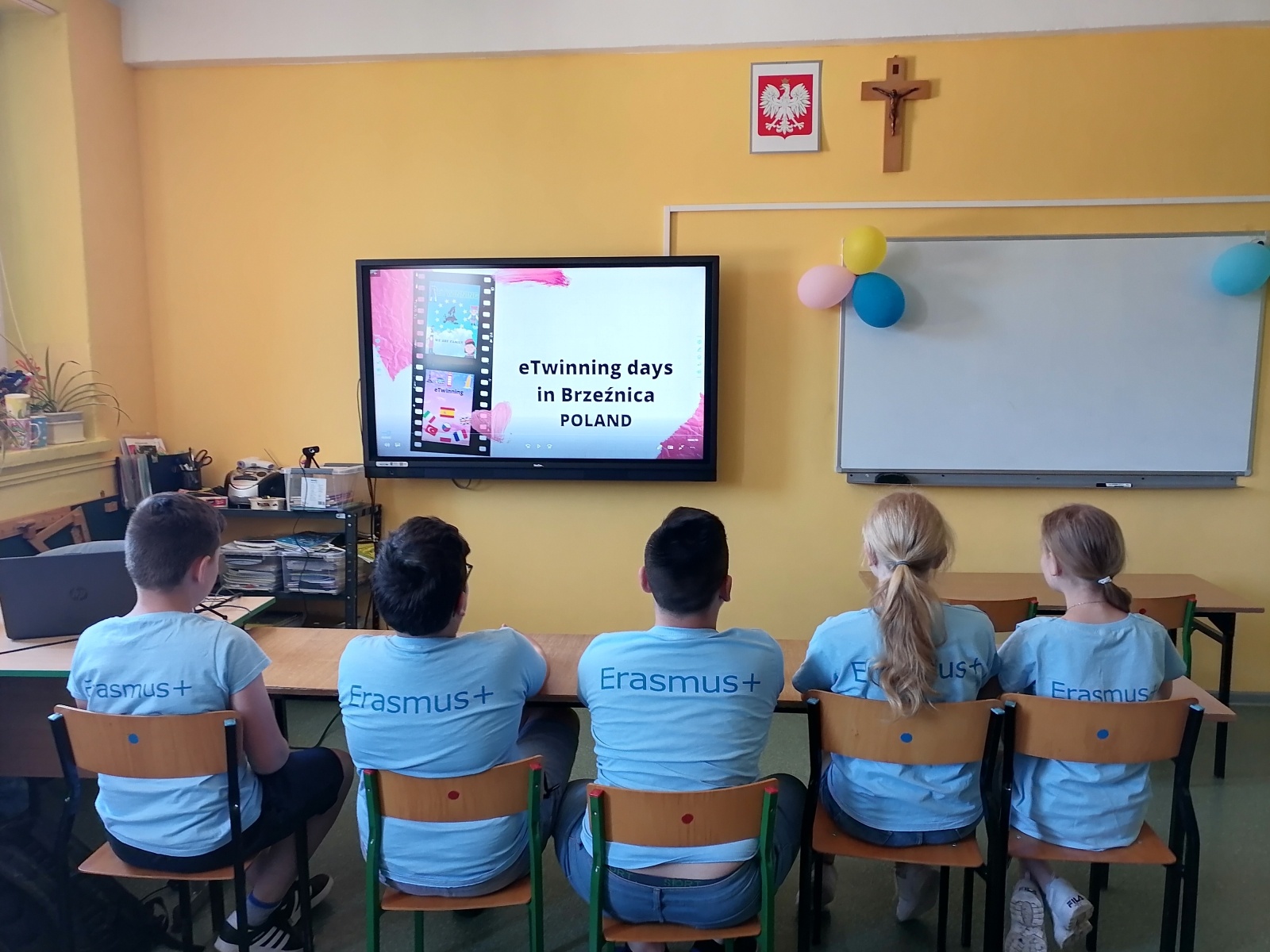 Zdjęcie w galerii na portalu naszraciborz.pl: Tydzień z eTwinningiem w ZSP w Brzeźnicy wiadomości z regionu