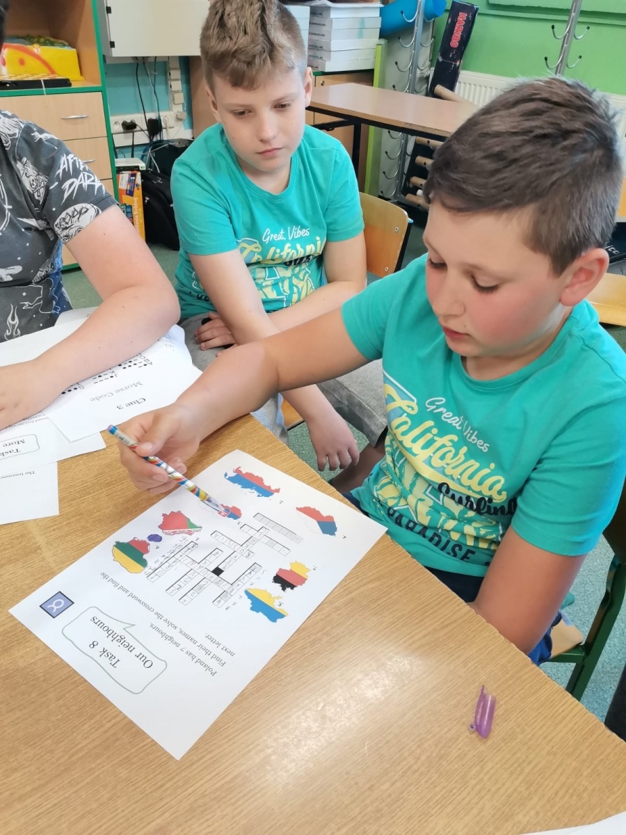 Zdjęcie w galerii na portalu naszraciborz.pl: Tydzień z eTwinningiem w ZSP w Brzeźnicy wiadomości z regionu