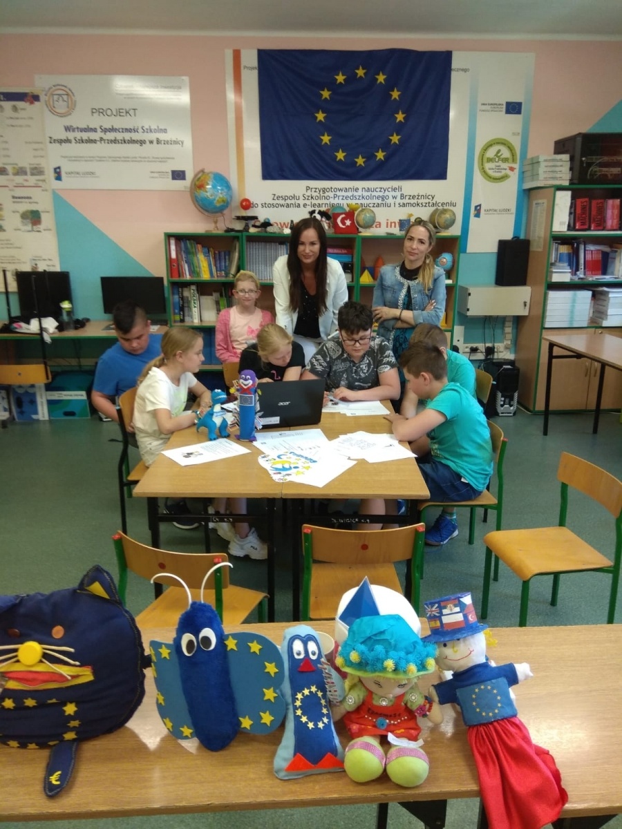 Zdjęcie w galerii na portalu naszraciborz.pl: Tydzień z eTwinningiem w ZSP w Brzeźnicy wiadomości z regionu
