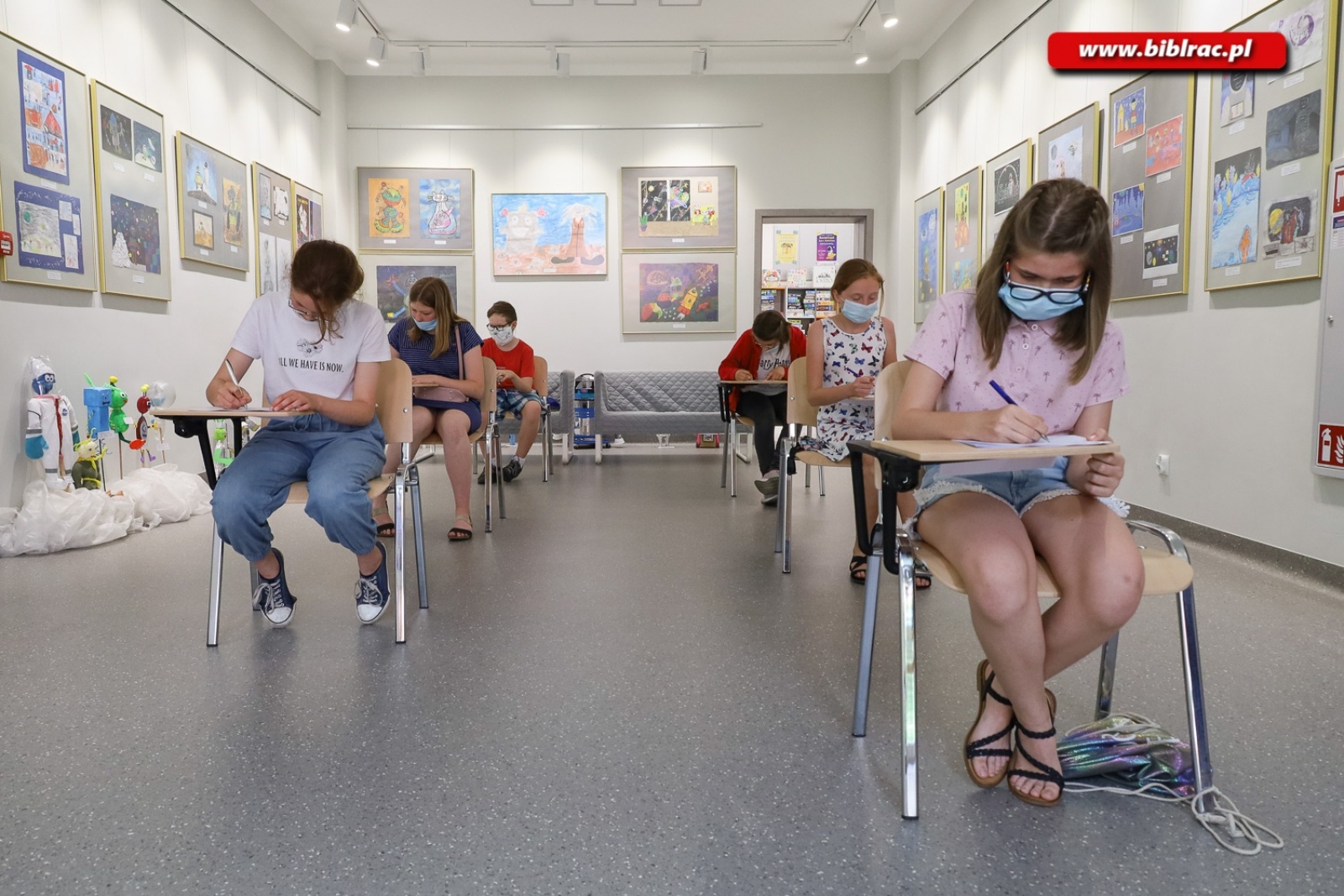 Zdjęcie w galerii na portalu naszraciborz.pl: Felix, Net i Nika. Biblioteczny konkurs wiedzy rozstrzygnięty wiadomości z regionu