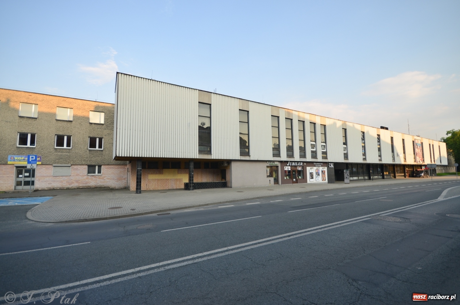 Zdjęcie w galerii na portalu naszraciborz.pl: Przebudowa raciborskiego dworca nie ruszy w tym roku wiadomości z regionu