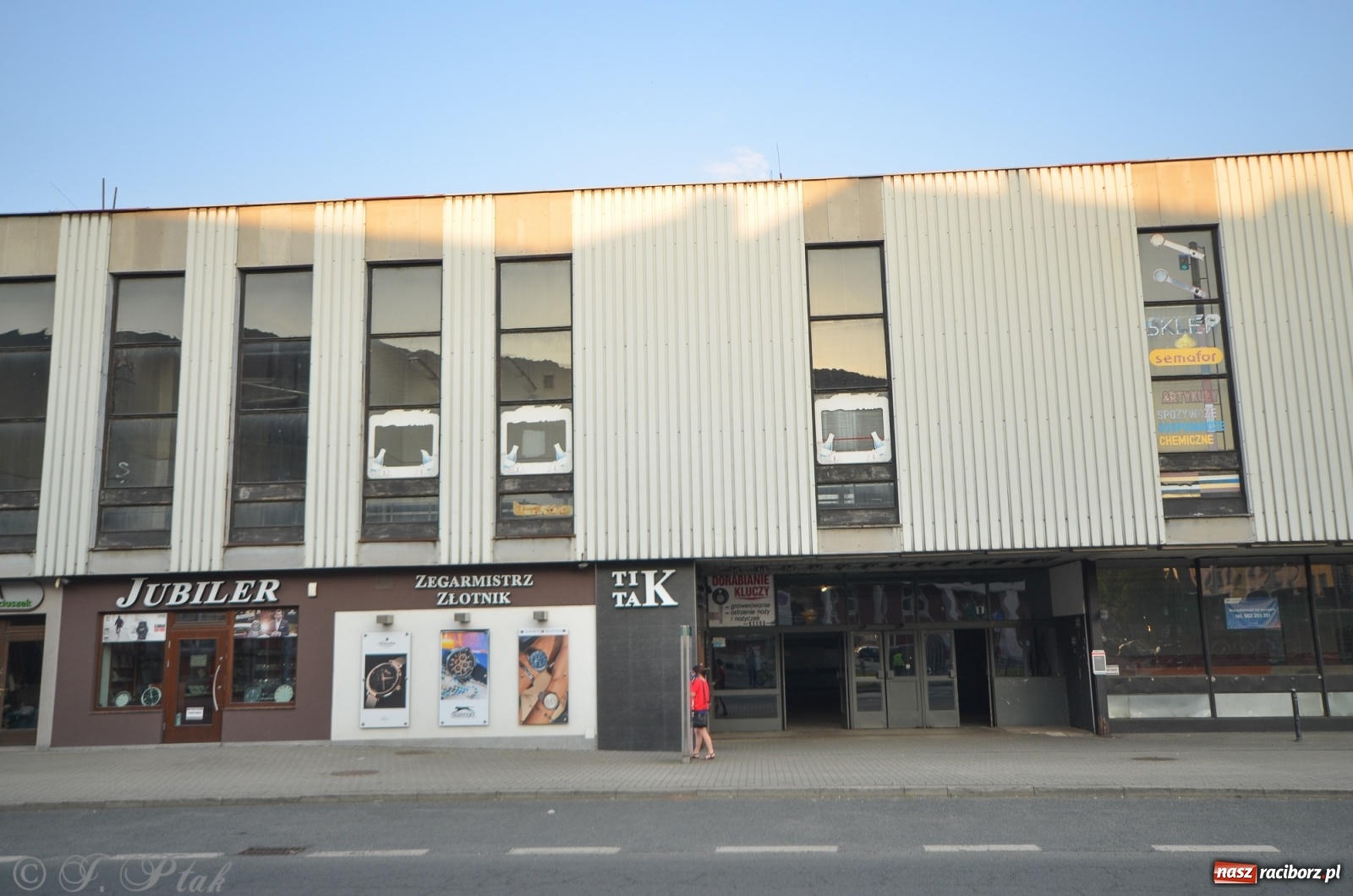 Zdjęcie w galerii na portalu naszraciborz.pl: Przebudowa raciborskiego dworca nie ruszy w tym roku wiadomości z regionu