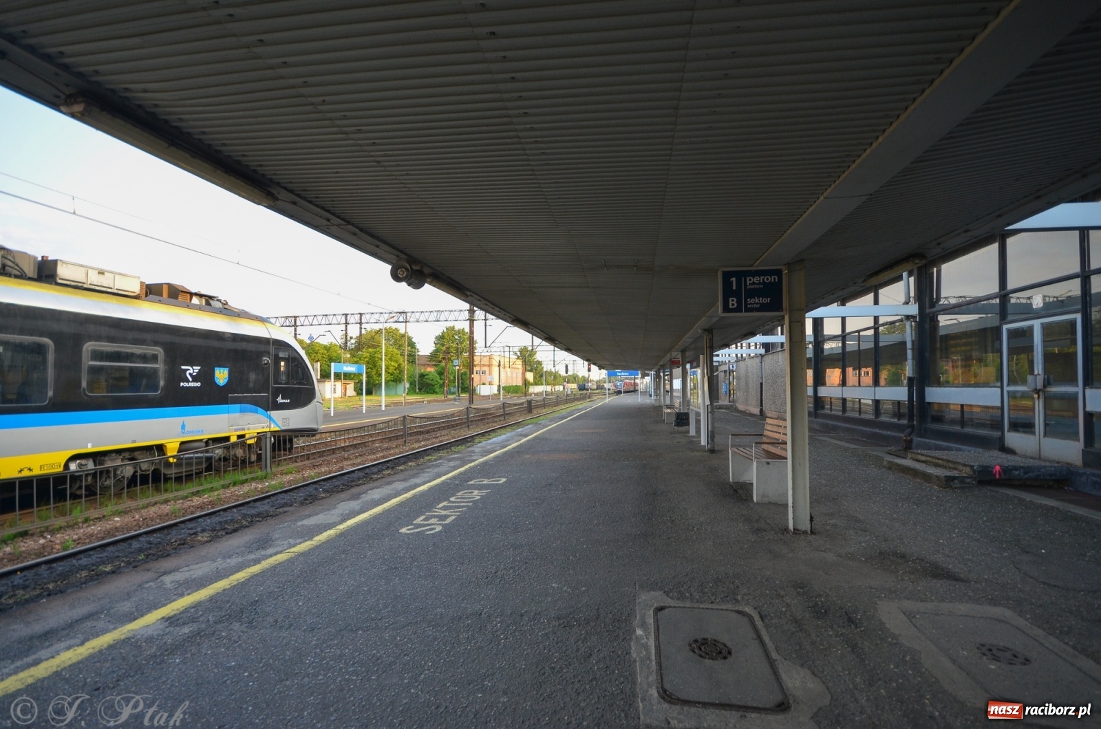 Zdjęcie w galerii na portalu naszraciborz.pl: Przebudowa raciborskiego dworca nie ruszy w tym roku wiadomości z regionu