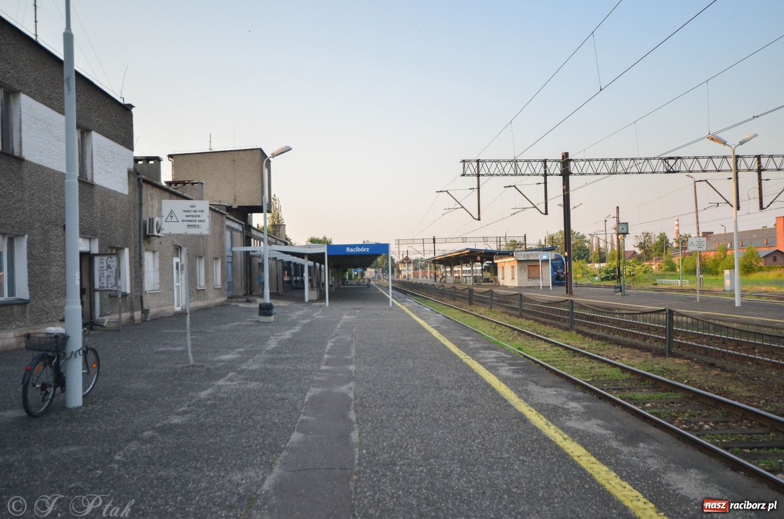 Zdjęcie w galerii na portalu naszraciborz.pl: Przebudowa raciborskiego dworca nie ruszy w tym roku wiadomości z regionu