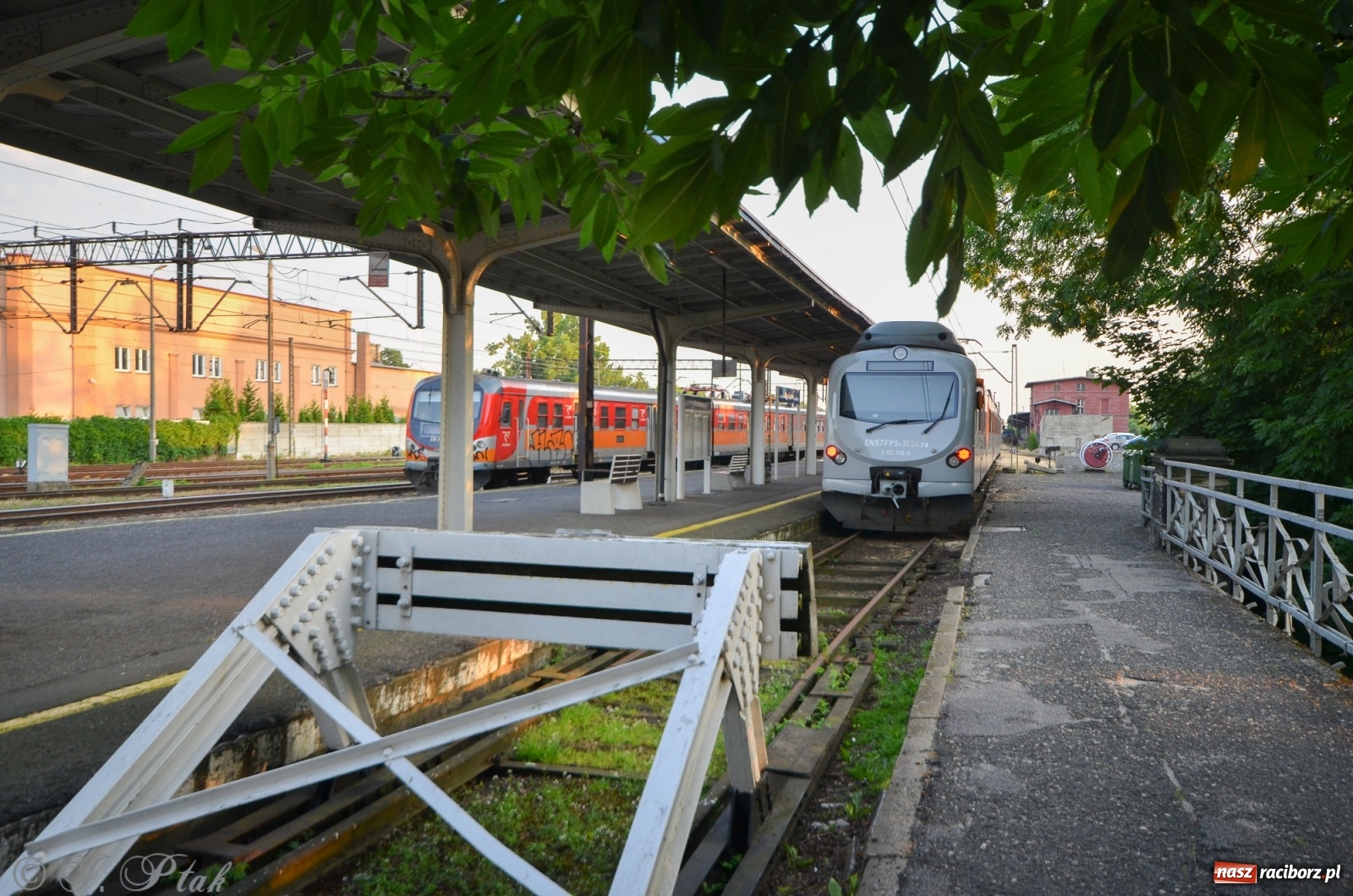 Zdjęcie w galerii na portalu naszraciborz.pl: Przebudowa raciborskiego dworca nie ruszy w tym roku wiadomości z regionu