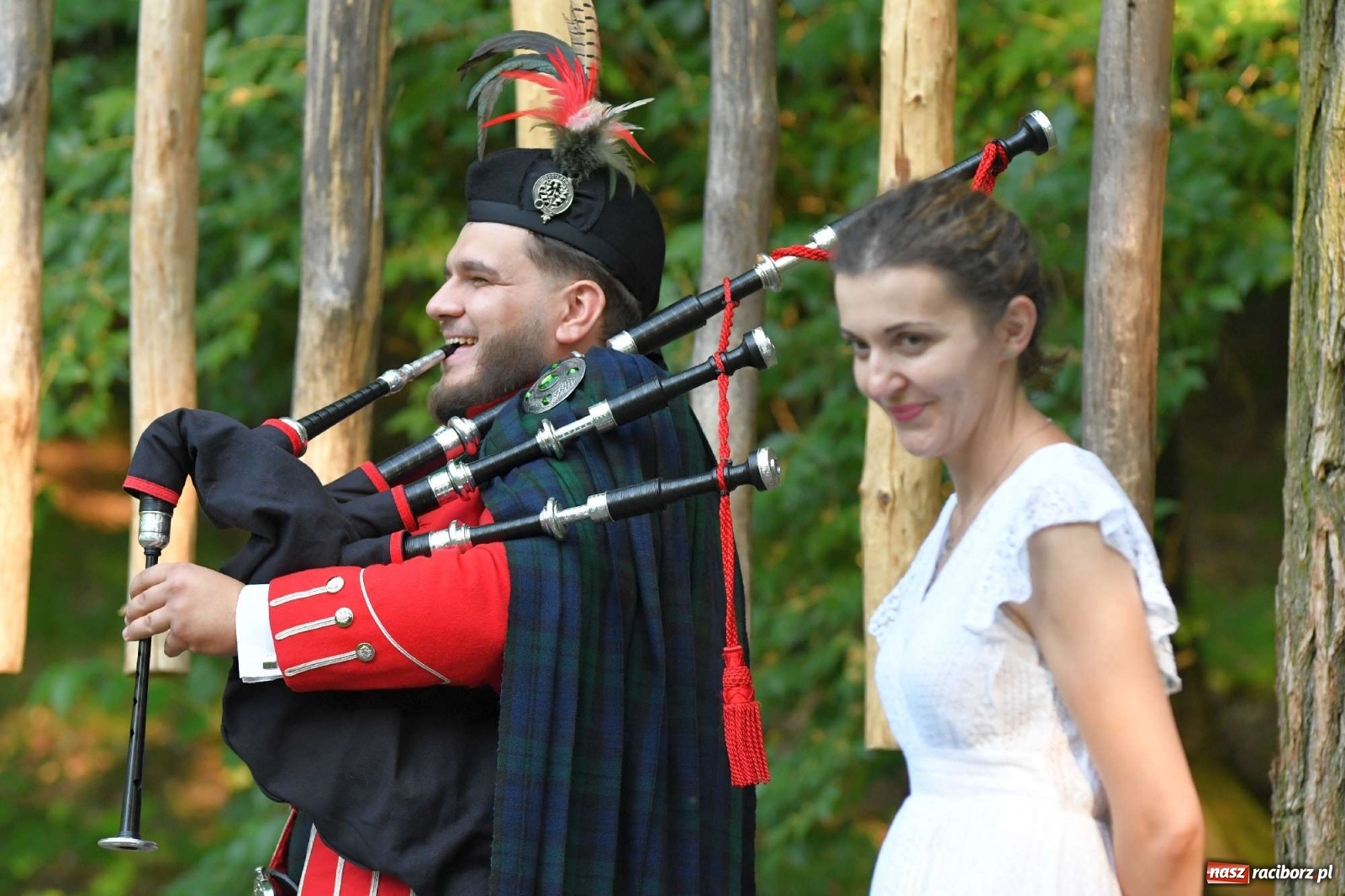 Zdjęcie w galerii na portalu naszraciborz.pl: Ruszył raciborski festiwal średniowieczny. Chrzęst broni poprzedziła poezja [FOTO i WIDEO] wiadomości z regionu